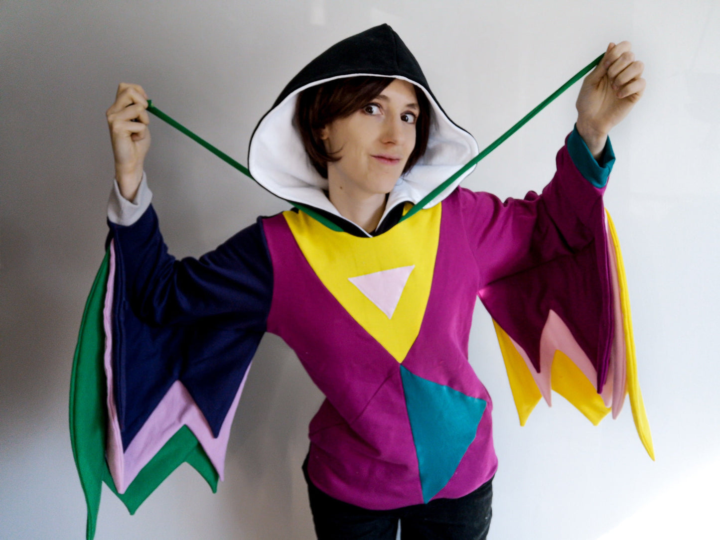 Tunique de coton ouaté inspirée de Spamton NEO de Deltarune VERSION COSTUME