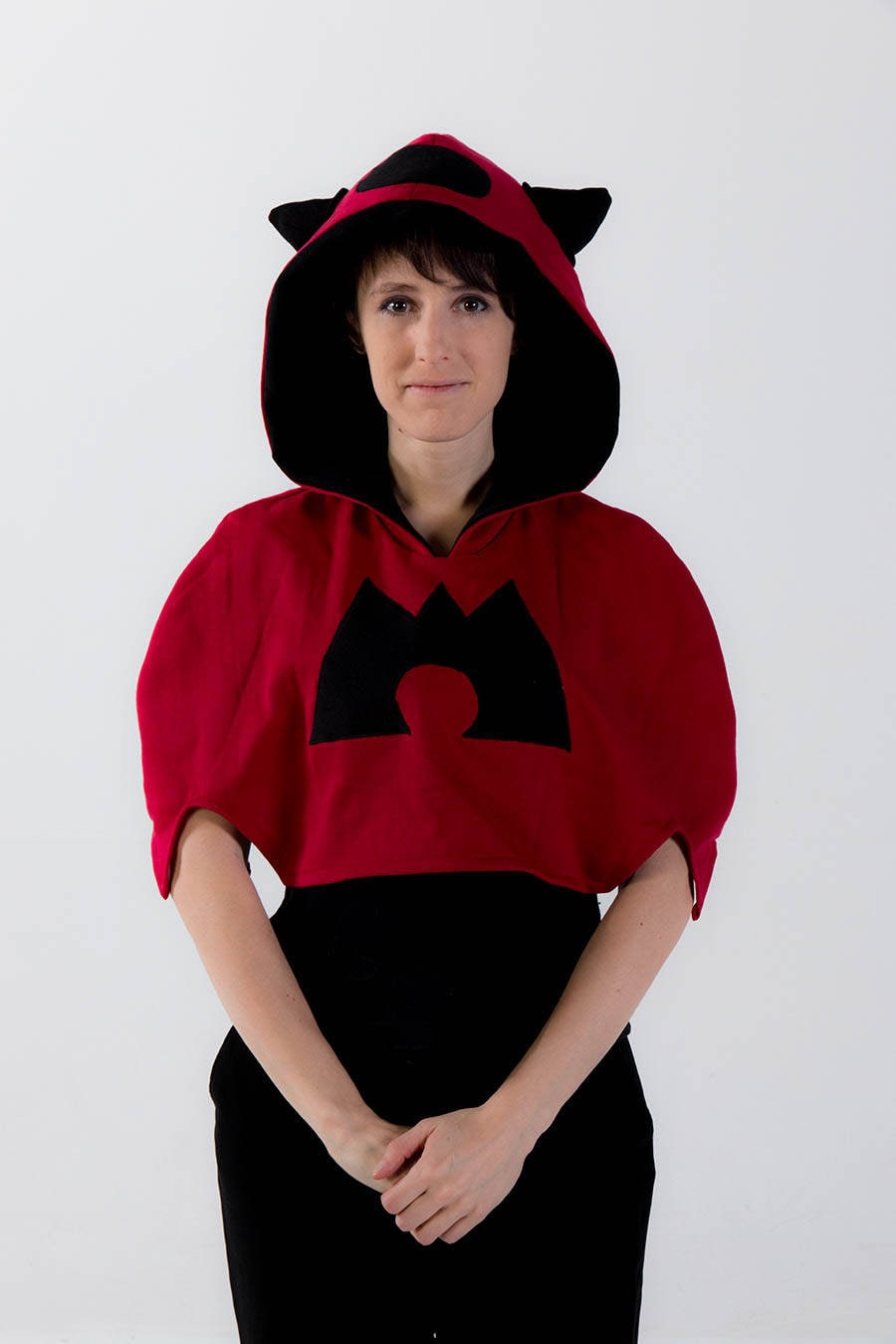 Poncho de coton ouaté inspiré par Team Magma