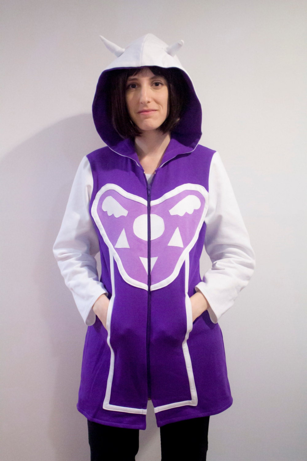 Veste de coton ouaté inspirée par Toriel d'Undertale